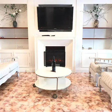 Mar Apartment